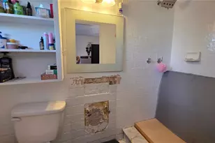 1702 26th St W, Bradenton, FL 34205 - Photo 33