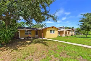 5029 Emerson Ave S, Saint Petersburg, FL 33707 - Photo 3