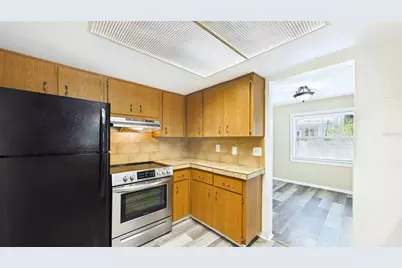 5029 Emerson Avenue S, Saint Petersburg, FL 33707 - Photo 17