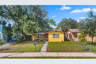 5029 Emerson Avenue S, Saint Petersburg, FL 33707 - Photo 1