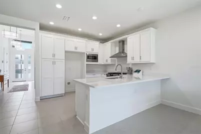 32565 Veneto Place, Wesley Chapel, FL 33543 - Photo 9