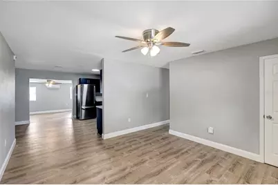1002 N Bracewell Drive, Plant City, FL 33563 - Photo 9