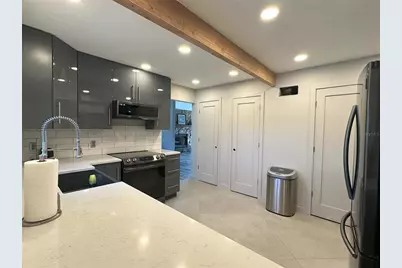 1718 Nevada Avenue NE, Saint Petersburg, FL 33703 - Photo 19