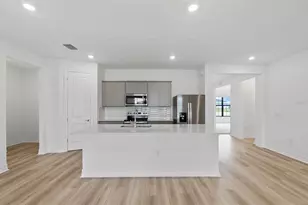 2739 Bebb Oak Dr, North Port, FL 34289 - Photo 11