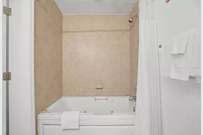 10315 Gulf Boulevard #106, Treasure Island, FL 33706 - Photo 17