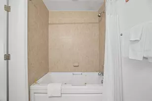 10315 Gulf Blvd, Treasure Island, FL 33706 - Photo 17