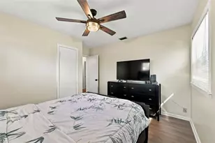 1044 32nd Ave N, Saint Petersburg, FL 33704 - Photo 31