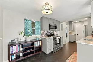 1044 32nd Ave N, Saint Petersburg, FL 33704 - Photo 25