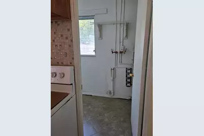 350 N Levis Avenue, Tarpon Springs, FL 34689 - Photo 29