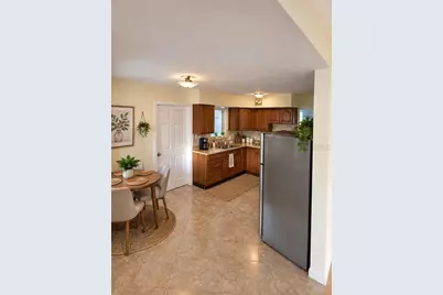350 N Levis Avenue, Tarpon Springs, FL 34689 - Photo 9