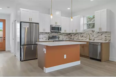 639 W 9th Street, Lakeland, FL 33805 - Photo 9