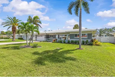 106 19th Street, Belleair Beach, FL 33786 - Photo 1