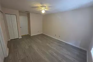 5194 Sunridge Palms Dr, Tampa, FL 33617 - Photo 23