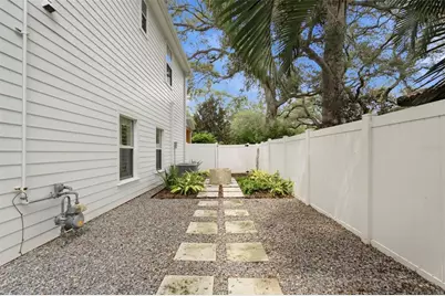3404 W Dorchester Street, Tampa, FL 33611 - Photo 63