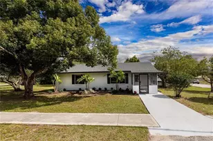 1403 Cummings Ave, Avon Park, FL 33825 - Photo 1