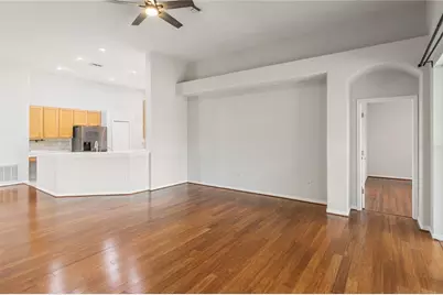 31203 Anniston Drive, Wesley Chapel, FL 33543 - Photo 3