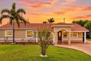 6414 24th Ave N, Saint Petersburg, FL 33710 - Photo 1