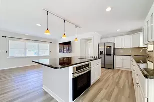 6414 24th Ave N, Saint Petersburg, FL 33710 - Photo 17