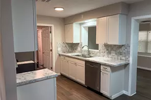 12 N Jefferson St, Beverly Hills, FL 34465 - Photo 5