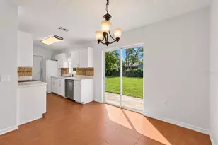 13184 Montego St, Spring Hill, FL 34609 - Photo 9