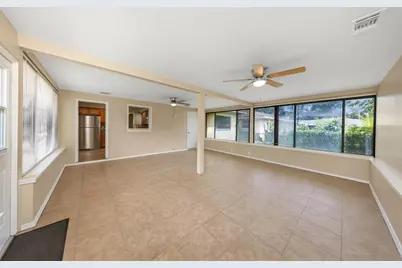 210 S Saturn Avenue, Clearwater, FL 33755 - Photo 7