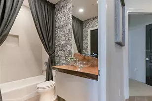 288 Beach Dr NE, Saint Petersburg, FL 33701 - Photo 41