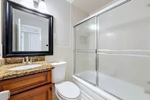 4923 Cresthill Dr, Tampa, FL 33615 - Photo 63