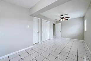 4923 Cresthill Dr, Tampa, FL 33615 - Photo 45