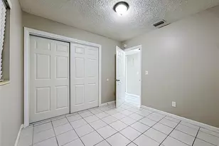 4923 Cresthill Dr, Tampa, FL 33615 - Photo 59