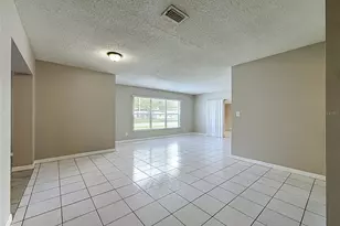 4923 Cresthill Dr, Tampa, FL 33615 - Photo 25