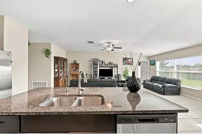 15540 Peace River Place, Sun City Center, FL 33573 - Photo 19