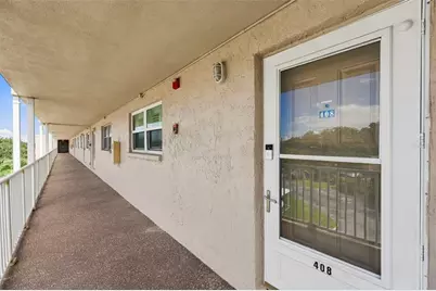 9950 62nd Terrace N #408, Saint Petersburg, FL 33708 - Photo 3