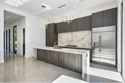 8103 N River Shore Drive, Tampa, FL 33604 - Photo 11