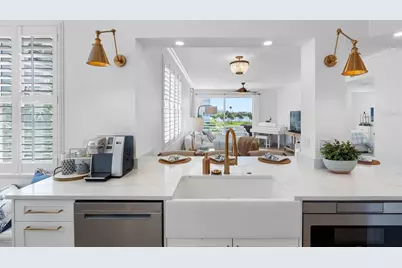 7912 Sailboat Key Boulevard S #201, South Pasadena, FL 33707 - Photo 9