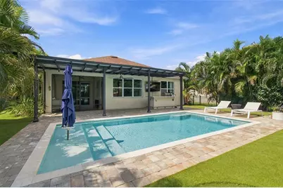 6805 Park Strand Drive, Apollo Beach, FL 33572 - Photo 3