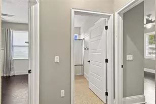 6805 Park Strand Dr, Apollo Beach, FL 33572 - Photo 9