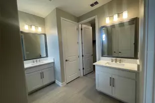 4596 Almada Ln, Wesley Chapel, FL 33543 - Photo 15