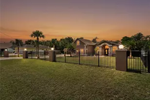 11309 Lapwing Rd, Weeki Wachee, FL 34614 - Photo 1