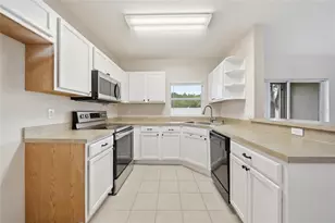 5047 Chipotle Ln, Wesley Chapel, FL 33544 - Photo 11
