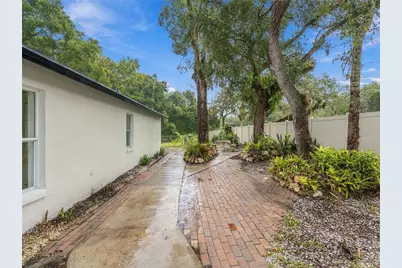 11836 Hunters Lake Drive, New Port Richey, FL 34654 - Photo 31