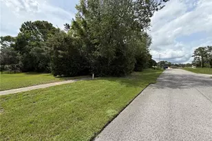 6099 Jo Ann Ct, Spring Hill, FL 34609 - Photo 1