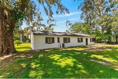209 S Saint Cloud Avenue, Valrico, FL 33594 - Photo 53