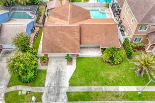4608 Apple Ridge Ln, Tampa, FL 33624 - Photo 3