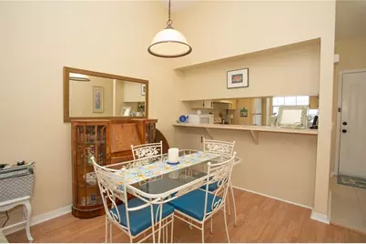 366 47th Avenue N #2, Saint Petersburg, FL 33703 - Photo 9
