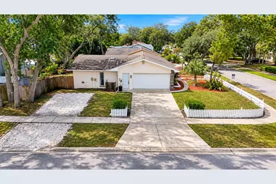 1000 Rosetree Lane, Tarpon Springs, FL 34689 - Photo 3