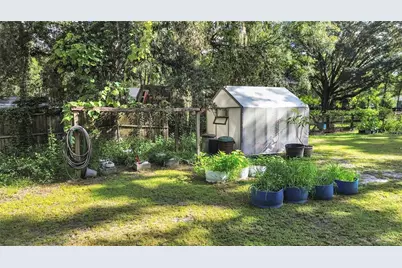 6075 Country Club Road, Zephyrhills, FL 33544 - Photo 11