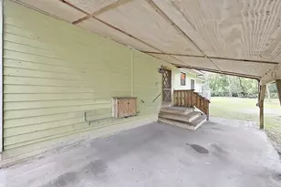 6075 Country Club Rd, Zephyrhills, FL 33544 - Photo 45