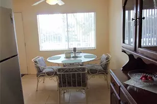 8525 111th St, Seminole, FL 33772 - Photo 7