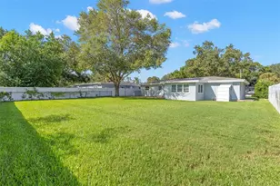 1653 S Evergreen Ave, Clearwater, FL 33756 - Photo 23