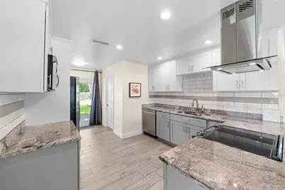 8011 26th Avenue N, Saint Petersburg, FL 33710 - Photo 11